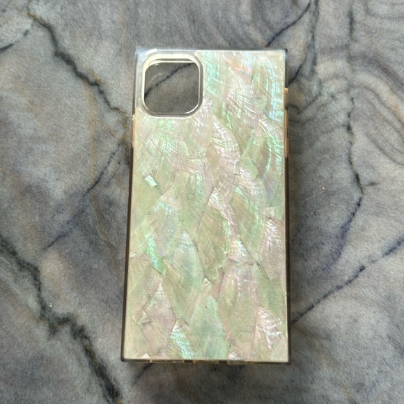Flaunt | Mother of Pearl Square iPhone Case iPhone 12 Pro Max | Used - Picture 7 of 12